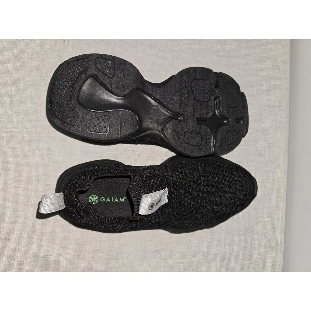 Gaiam Women's Black Slip On Jogger Silver Pull Tab Sneakers Shoes 6 M